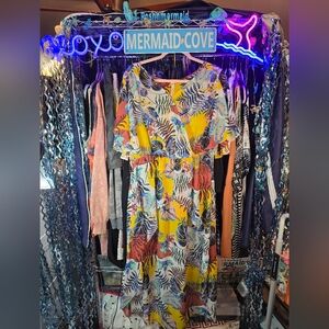 #0565 XL Preloved NY COLLECTION Swim Cover-Up Tropical Print 24ptp 24-63Long